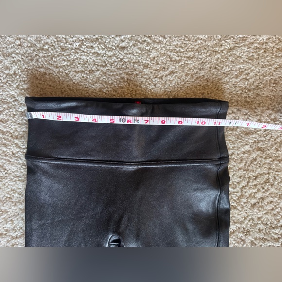 Spanx faux leather leggings, size xs - Picture 6 of 7